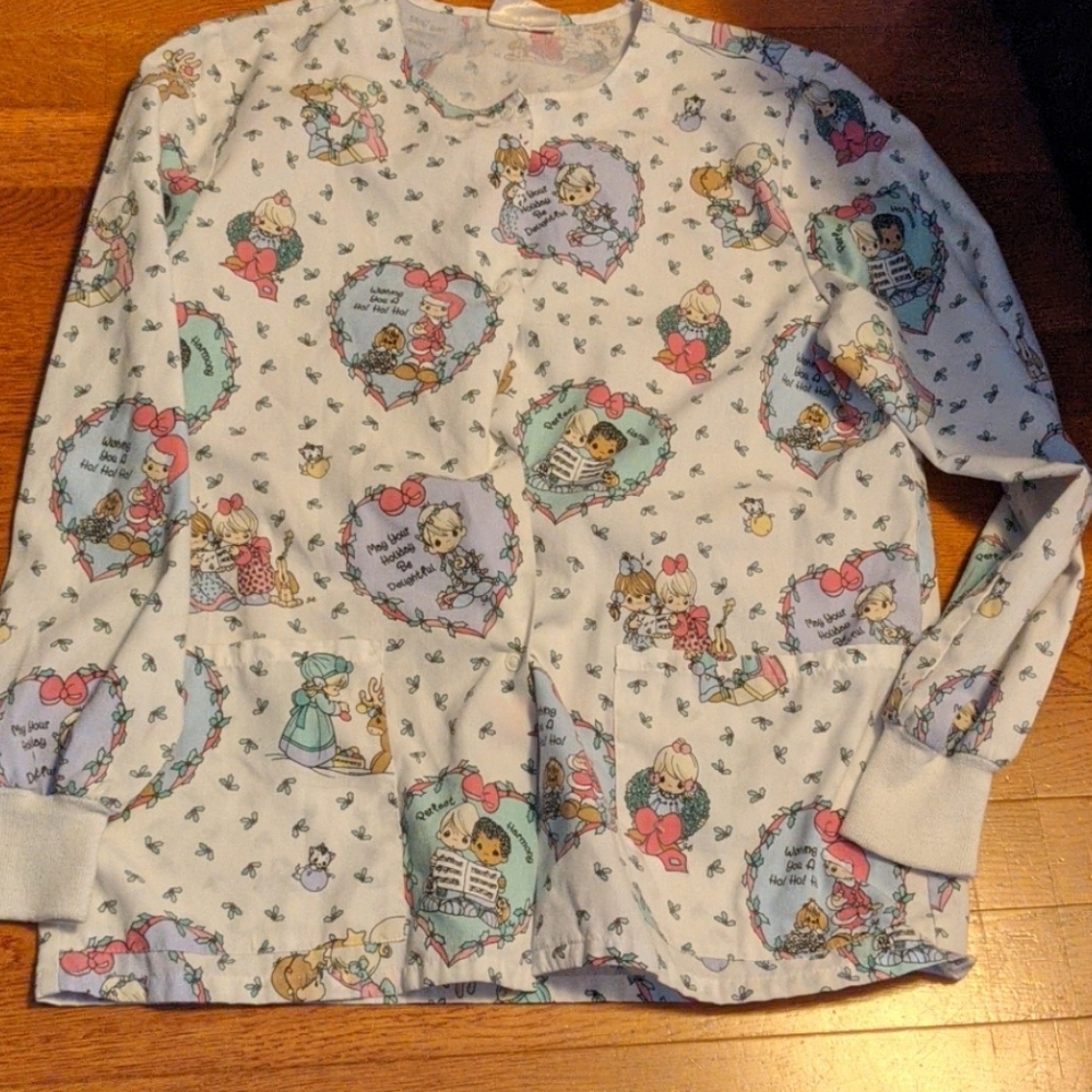 Precious Moments Christmas Womens Large Scrub